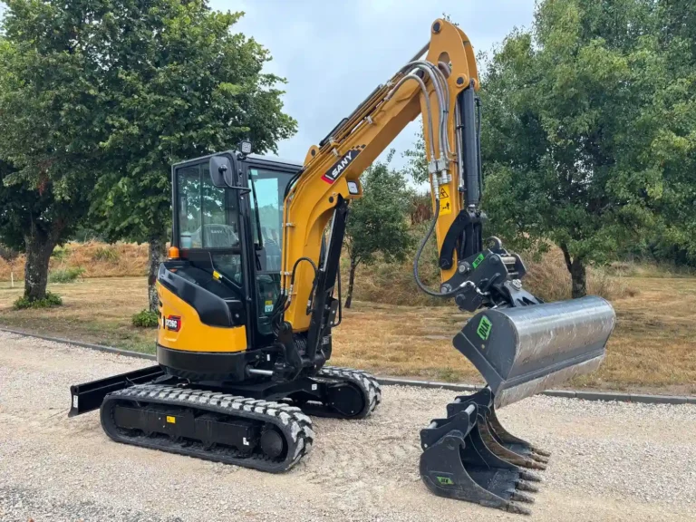 IMG_3337-sologne-location-louer-mini-pelle-et-outillage-a-romorantin